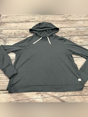 Vuori Halo Lightweight Hoodie in Charcoal Gray Size ~XL